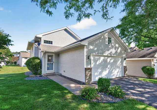 Photo 1 of Single family home for sale at 25626 Forest Blvd Ln, Wyoming, MN 55092 | MLS# 7126462 | Listing updated on 2026-09-14