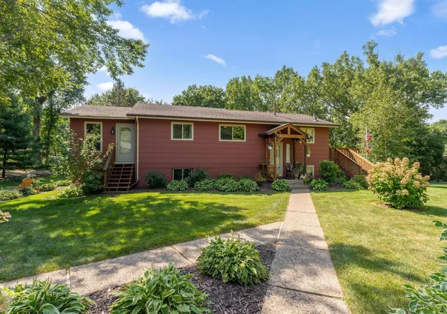Single family home for sale at 5393 Flagstaff Cir Se, Prior Lake, MN 55372 | MLS# 7126463
