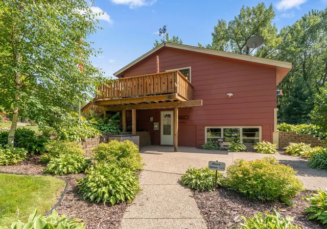 Photo 2 of Single family home for sale at 5393 Flagstaff Cir Se, Prior Lake, MN 55372 | MLS# 7126463 | Listing updated on 2026-09-30