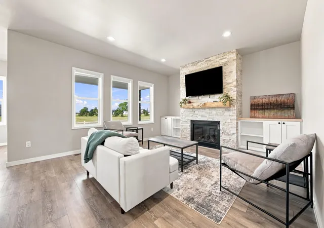 Photo 3 of Single family home for sale at 102 Annies Way, Mapleton, ND 58059 | MLS# 7126488 | Listing updated on 2026-09-01