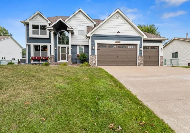 Photo 1 of Sale Pending at 2437 Matterhorn Dr E, Saint Paul, MN 55119 | MLS# 7126490 | Listing updated on 2026-08-26