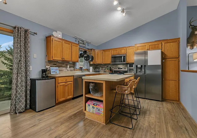 3rd image of 405 12Th Ave Nw, Isanti, MN 55040 | MLS# 7126493