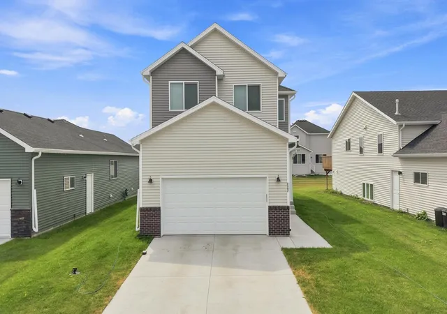 Photo 1 of Single family home for sale at 2587 Fulton Loop S, Fargo, ND 58104 | MLS# 7126496 | Listing updated on 2026-09-21