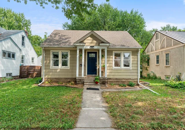 Photo 1 of Single family home for sale at 854 21st Ave Se, Minneapolis, MN 55414 | MLS# 7126506 | Listing updated on 2026-09-01