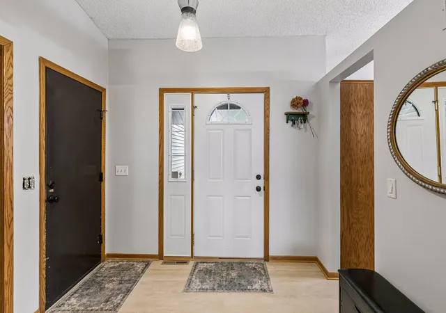 Photo 3 of Sale Pending at 12540 Everest Ct W, Saint Paul, MN 55124 | MLS# 7126514 | Listing updated on 2026-09-13