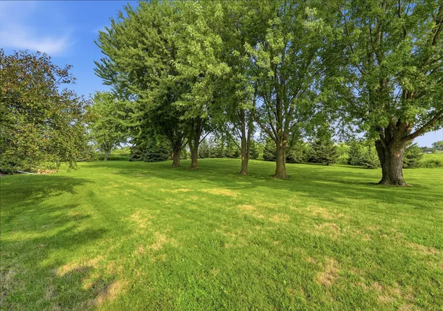 Photo 4 of Single family home for sale at 7520 County Rd 9 NE, Willmar, MN 56201 | MLS# 7126516 | Listing updated on 2026-08-21