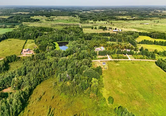4th image of 27048 Hawthorn Rd #2039, Hinckley, MN 55037 | MLS# 7126525
