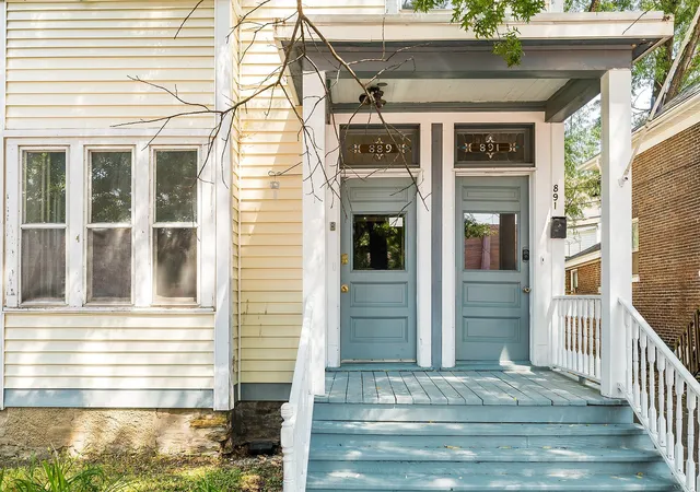 2nd image of 891 Hudson Rd, Saint Paul, MN 55106 | MLS# 7126531