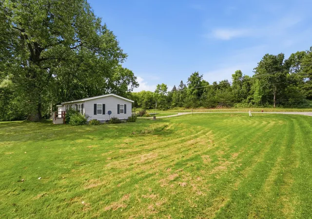 Photo 3 of Single family home for sale at 7091 153rd Avenue Ne, Spicer, MN 56288 | MLS# 7126532 | Listing updated on 2026-08-20