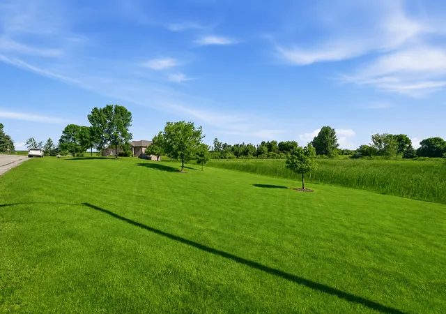Photo 3 of Sale Pending at 126 57th Avenue Ne, Willmar, MN 56201 | MLS# 7126580 | Listing updated on 2026-09-21