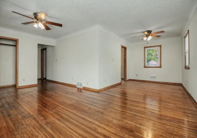 Photo 3 of Sale Pending at 717 Hall Ave, Saint Paul, MN 55107 | MLS# 7126592 | Listing updated on 2026-10-15