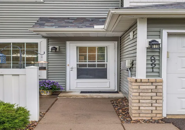 Photo 3 of Single family home for sale at 6991 21st Street N, Saint Paul, MN 55128 | MLS# 7126597 | Listing updated on 2026-10-08