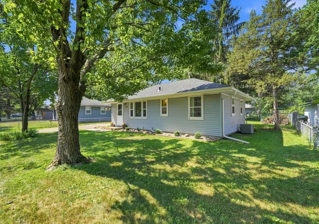 Photo 2 of Sale Pending at 11698 Juniper St NW, Minneapolis, MN 55448 | MLS# 7126611 | Listing updated on 2026-08-29