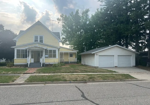 1st image of 212 2nd Ave, Wanamingo, MN 55983 | MLS# 7126617
