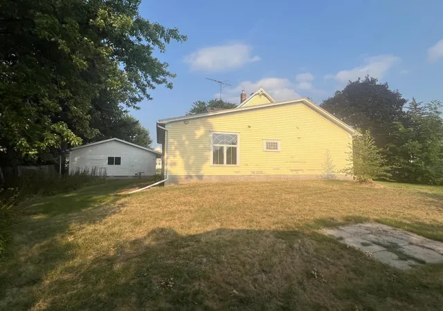 4th image of 212 2Nd Ave, Wanamingo, MN 55983 | MLS# 7126617