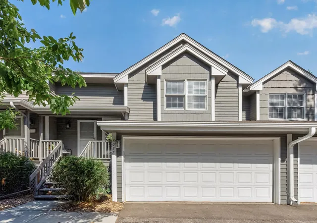 1st image of 8087 Curtis Ln, Eden Prairie, MN 55347 | MLS# 7126627