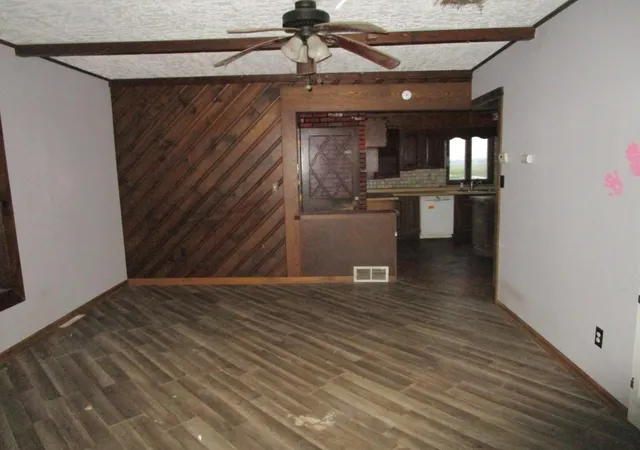 Photo 3 of Sale Pending at 740 E Broadway, Plainview, MN 55964 | MLS# 7126632 | Listing updated on 2026-09-05