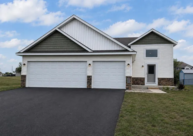 1st image of 2021 Legacy Dr, Faribault, MN 55021 | MLS# 7126645