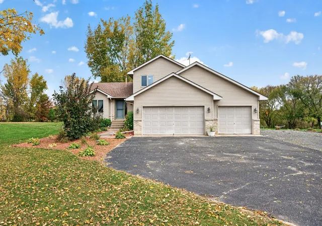 Photo 1 of Single family home for sale at 13640 Nester Ct, Lindstrom, MN 55045 | MLS# 7126647 | Listing updated on 2026-10-16