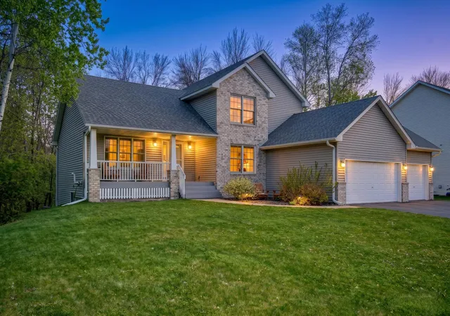 Photo 43 of Single family home for sale at 2592 Blue Bill Cir, Saint Paul, MN 55110 | MLS# 7126657 | Listing updated on 2026-09-07