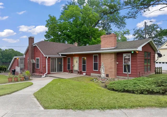 Photo 1 of Sale Pending at 25289 Swan Ln, Winona, MN 55987 | MLS# 7126658 | Listing updated on 2026-08-21