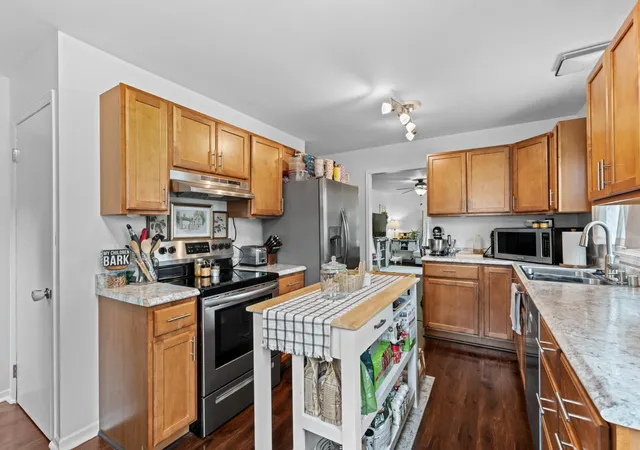 5th image of 311 4Th Ave Se, Stewartville, MN 55976 | MLS# 7126660
