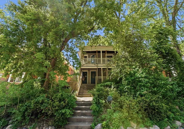 1st image of 2444 1st Ave S, Minneapolis, MN 55404 | MLS# 7126666