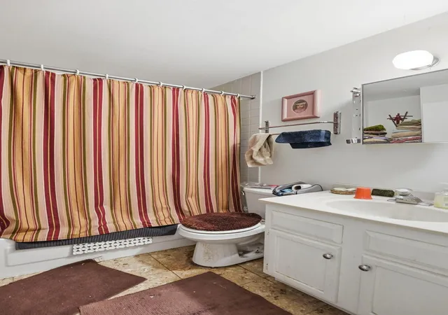 Photo 4 of House for sale at 2444 1st Avenue S, Minneapolis, MN 55404 | MLS# 7126666 | Listing updated on 2026-08-14