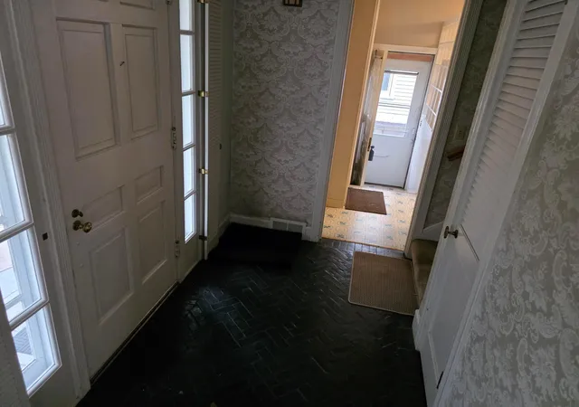 Photo 3 of Single family home for sale at 720 Main St, Winona, MN 55987 | MLS# 7126672 | Listing updated on 2026-08-17