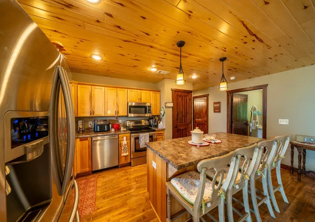 Photo 4 of Single family home for sale at 26195 County Hwy 37, Detroit Lakes, MN 56501 | MLS# 7126680 | Listing updated on 2026-08-31
