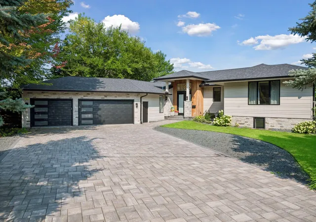 1st image of 2 Maclynn Rd, Excelsior, MN 55331 | MLS# 7126683