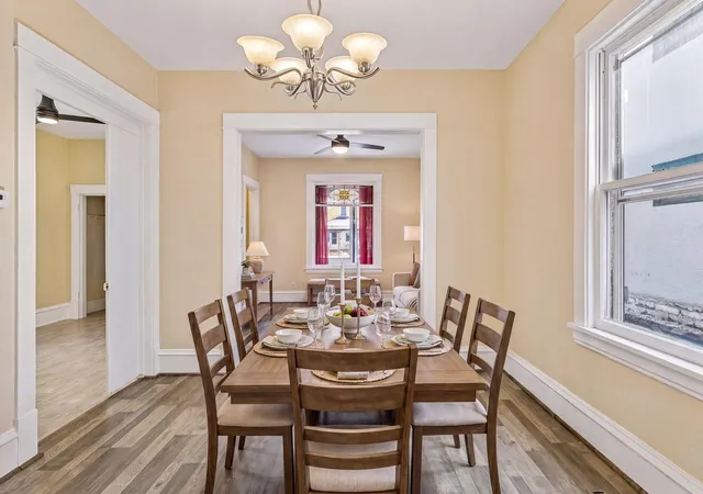Photo 2 of Sale Pending at 607 Simpson St, Saint Paul, MN 55104 | MLS# 7126685 | Listing updated on 2026-08-31