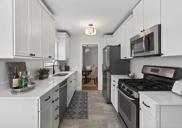 1st image of 3837 France Ave S, Minneapolis, MN 55416 | MLS# 7126709