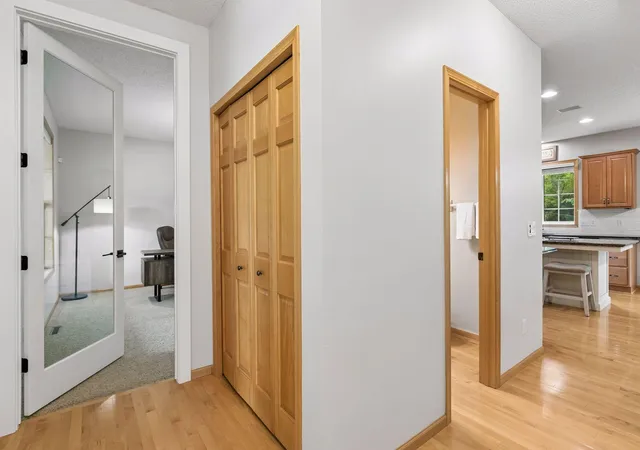 Photo 4 of Sale Pending at 9720 Linden Ave N, Minneapolis, MN 55443 | MLS# 7126718 | Listing updated on 2026-08-17