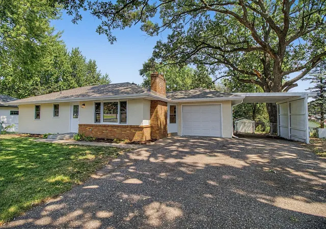 Photo 2 of Single family home for sale at 6230 Cahill Ave, Inver Grove Heights, MN 55076 | MLS# 7126725 | Listing updated on 2026-09-12