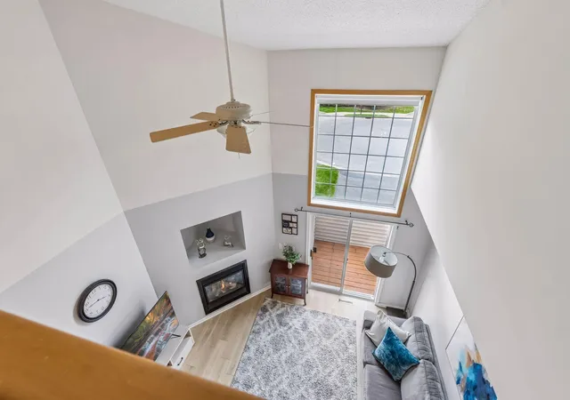2nd image of 17679 Hackberry Ct, Eden Prairie, MN 55347 | MLS# 7126728