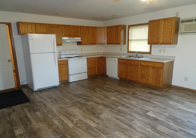 Photo 4 of Townhouse for sale at 607 Washington St, Almena, WI 54805 | MLS# 7126733 | Listing updated on 2026-09-03