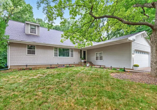 Photo 2 of Single family home for sale at 12515 Sunset Trl N, Plymouth, MN 55441 | MLS# 7126735 | Listing updated on 2026-10-20