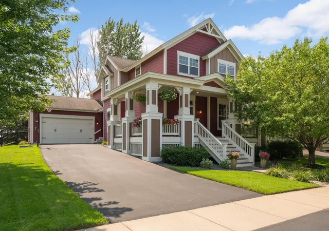 1st image of 4692 159th St W, Saint Paul, MN 55124 | MLS# 7126741