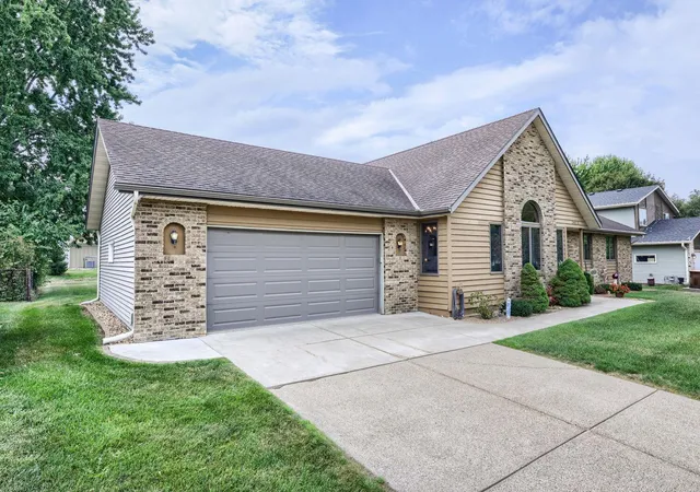 31st image of 1411 Ridgewood Ct, Hastings, MN 55033 | MLS# 7126755