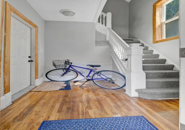 2nd image of 2515 Fillmore St Ne, Minneapolis, MN 55418 | MLS# 7126770