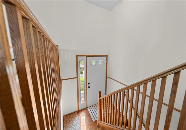 Photo 3 of Single family home for sale at 2823 Wimbledon Ridge, Saint Paul, MN 55125 | MLS# 7126775 | Listing updated on 2026-09-12