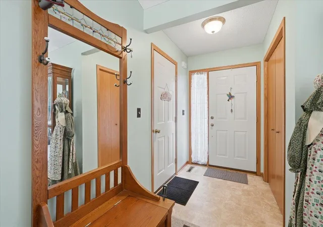 3rd image of 1348 Mallard Ln, New Richmond, WI 54017 | MLS# 7126776