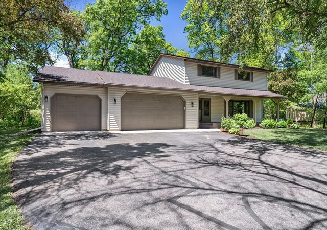 2nd image of 1680 Woodlawn Ave, Owatonna, MN 55060 | MLS# 7126780