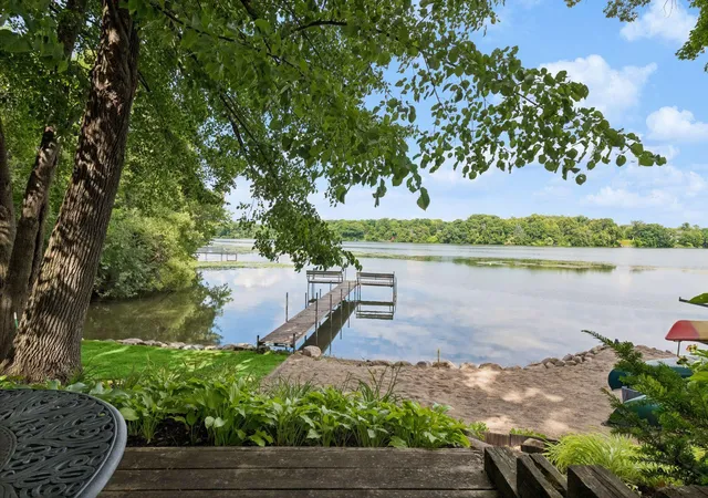 Photo 26 of Townhouse for sale at 635 Waycliffe Dr N, Wayzata, MN 55391 | MLS# 7126785 | Listing updated on 2026-09-03