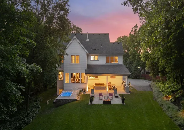 Photo 2 of Sale Pending at 20575 Manor Rd, Excelsior, MN 55331 | MLS# 7126789 | Listing updated on 2026-08-21