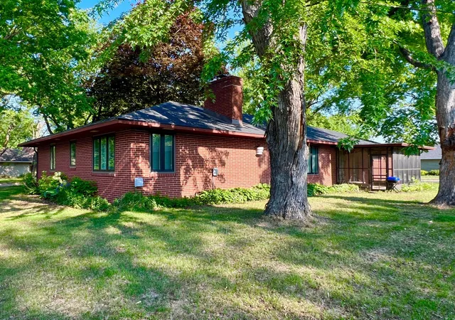Photo 3 of Single family home for sale at 424 S Gaulke St, Appleton, MN 56208 | MLS# 7126811 | Listing updated on 2026-08-14
