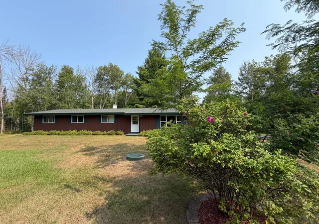Photo 4 of Single family home for sale at 8903 E County Rd Y, Gordon, WI 54838 | MLS# 7126814 | Listing updated on 2026-09-07