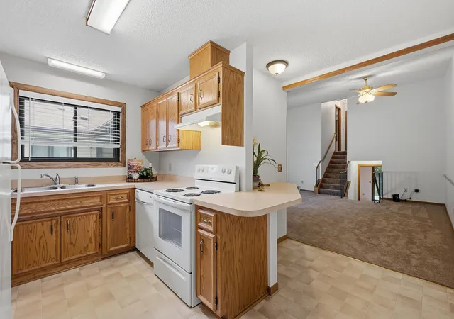Photo 4 of Single family home for sale at 8564 134Th St W, Apple Valley, MN 55124 | MLS# 7126837 | Listing updated on 2026-09-22