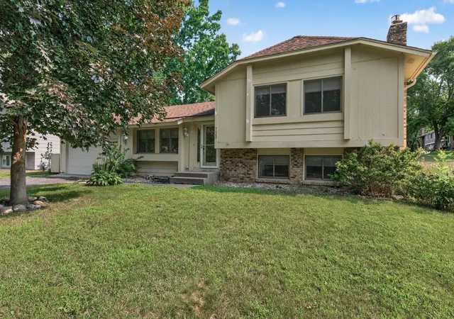 Photo 1 of Single family home for sale at 7460 Berkshire Way, Maple Grove, MN 55311 | MLS# 7126871 | Listing updated on 2026-09-03